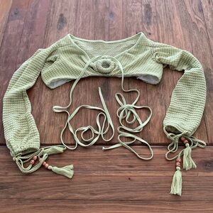 Long Sleeve Summer Green Crop Top with Ties